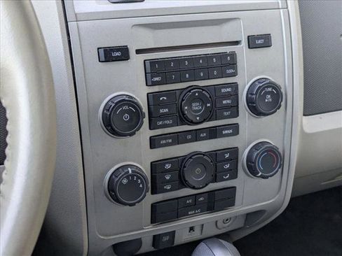 Used 2012 Ford Escape XLT image 11