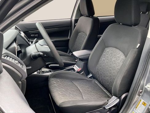 Used 2023 Mitsubishi Outlander Sport ES image 19