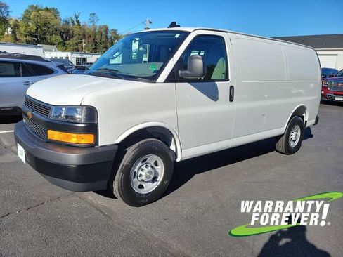 New 2025 Chevrolet Express 2500 image 3