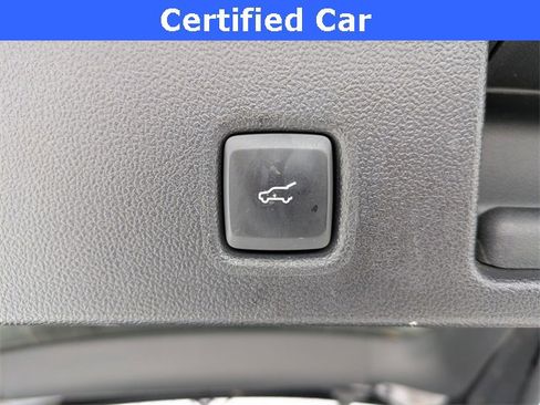 Certified 2022 Ford Escape Titanium w/ Titanium Elite Package image 21