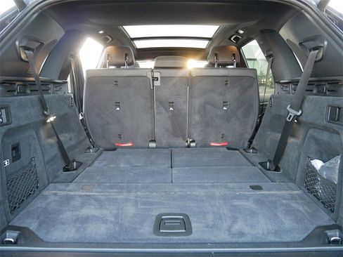 Used 2021 BMW X5 xDrive40i w/ Premium Package image 10