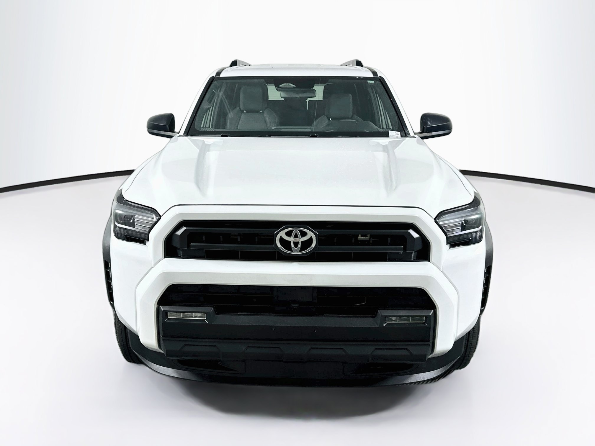 Used 2025 Toyota 4Runner SR5 AWD/4WD image 2