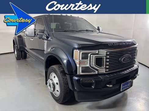 Used 2022 Ford F450 Platinum w/ FX4 Off-Road Package image 1