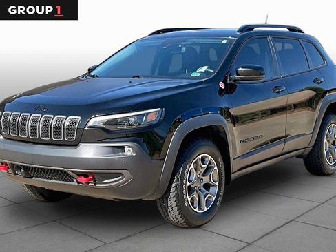 Used 2023 Jeep Cherokee Trailhawk w/ Premium Leather Package AWD/4WD image 1