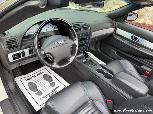 Used 2002 Ford Thunderbird image 4