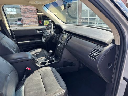 Used 2018 Ford Flex SEL w/ Equipment Group 202A AWD/4WD image 39