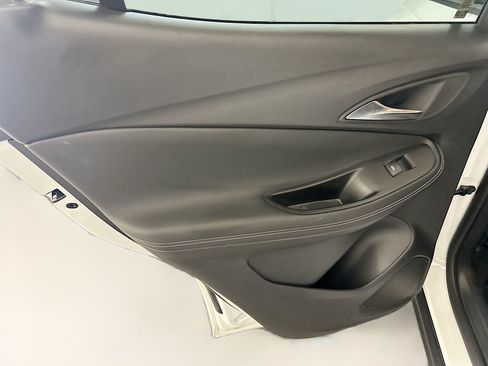 Used 2025 Buick Encore GX Preferred AWD/4WD image 26