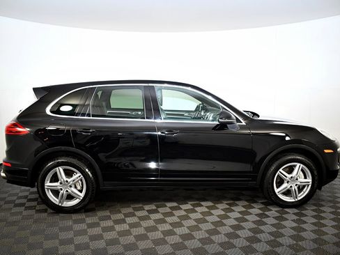 Used 2015 Porsche Cayenne S image 6