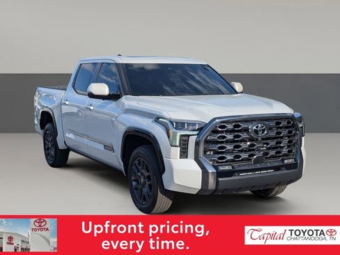 Used 2025 Toyota Tundra Platinum AWD/4WD image 2