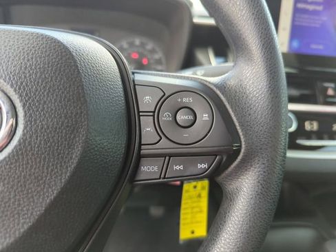 Used 2024 Toyota Corolla LE FWD image 38