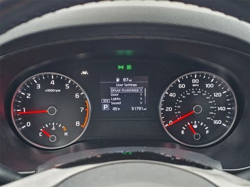 Used 2022 Kia Sportage EX w/ EX Technology Package image 15