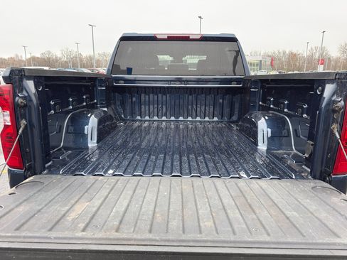 Used 2022 Chevrolet Silverado 1500 LT image 8