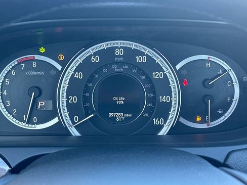 Used 2016 Honda Accord Touring image 24