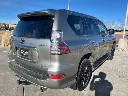 Used 2021 Lexus GX 460 Premium w/ Premium Package image 8
