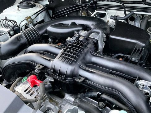 Used 2017 Subaru Crosstrek 2.0i Limited w/ Popular Package #2 image 36