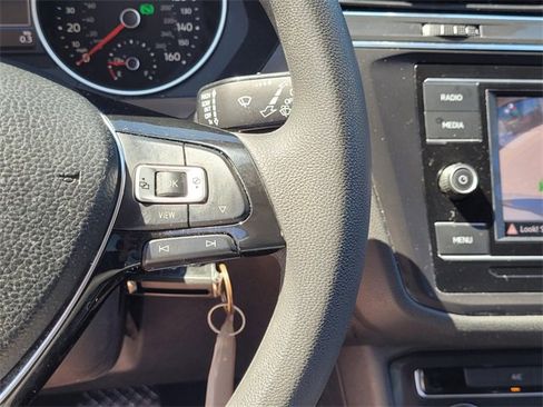 Used 2021 Volkswagen Tiguan S image 18