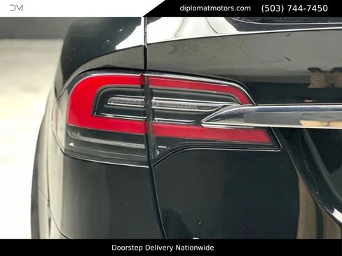 Used 2017 Tesla Model X 100D image 14