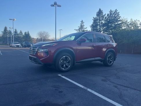 Certified 2024 Nissan Rogue SV w/ SV Premium Package image 3