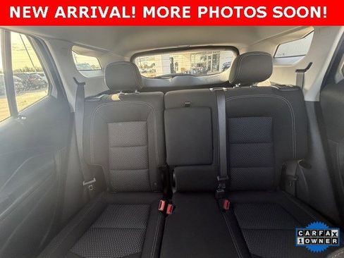 Used 2024 GMC Terrain SLE image 15