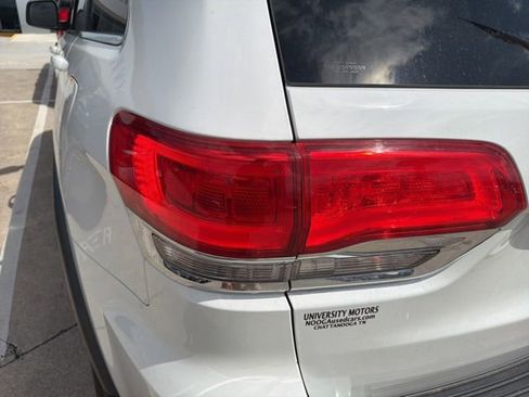 Used 2016 Jeep Grand Cherokee Laredo w/ Quick Order Package 23E RWD image 30