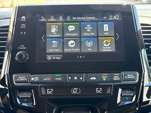 Used 2023 Honda Odyssey Touring image 24