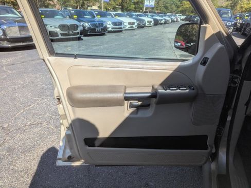 Used 2003 Ford Explorer Sport Trac XLT RWD image 11