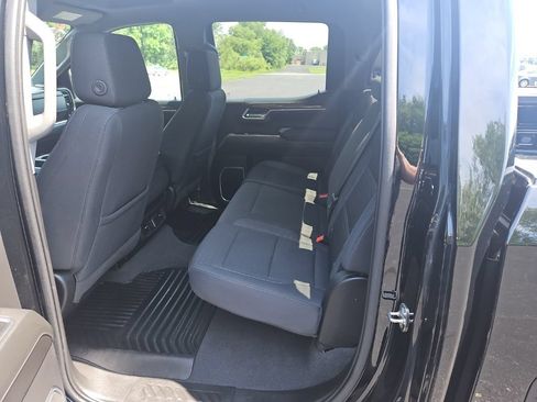 Used 2022 Chevrolet Silverado 1500 RST AWD/4WD image 27