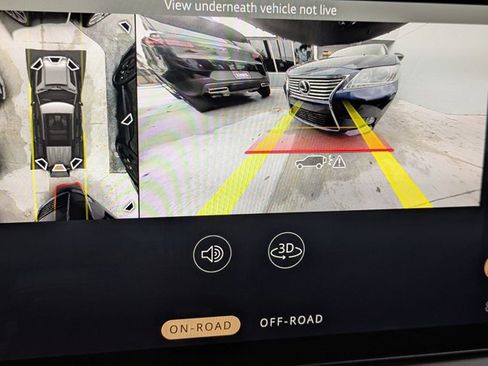 Used 2025 Land Rover Defender 110 S image 14