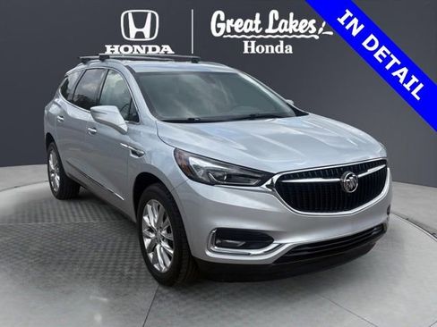 Used 2019 Buick Enclave Essence FWD image 1