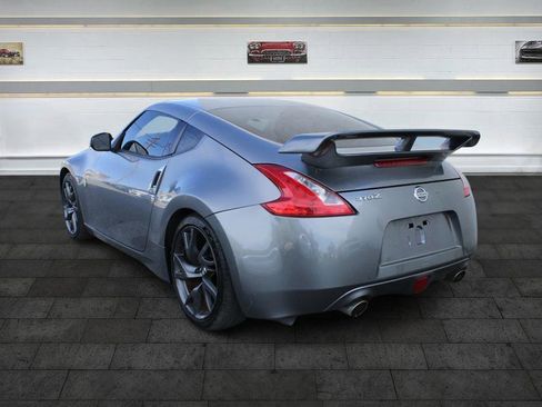Used 2014 Nissan 370Z Coupe image 5