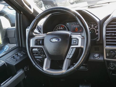 Used 2019 Ford F150 Platinum w/ Equipment Group 701A Luxury AWD/4WD image 17
