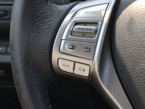Used 2016 Nissan Altima 2.5 SV FWD image 24