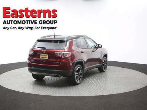 Used 2022 Jeep Compass Limited w/ Sun and Sound Group AWD/4WD image 42