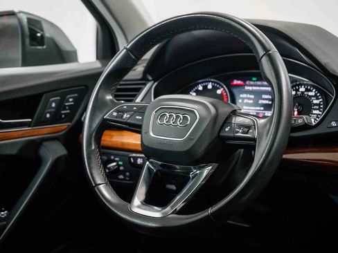 Used 2023 Audi Q5 2.0T Premium w/ Convenience Package image 15