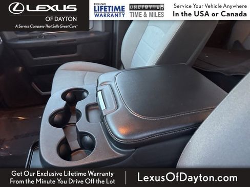 Used 2022 RAM 1500 Classic SLT image 25