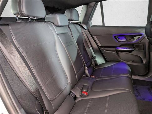 Certified 2025 Mercedes-Benz GLC 300 4MATIC image 18