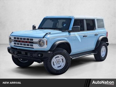 Used 2025 Ford Bronco Heritage Edition image 1
