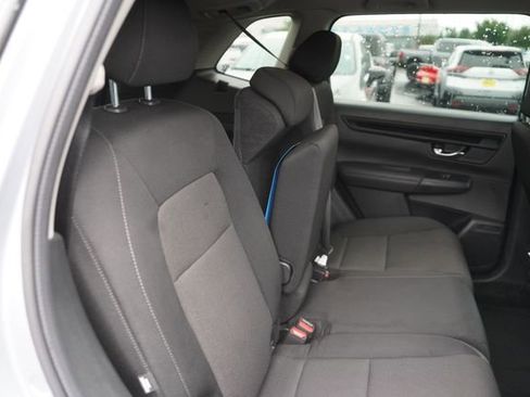 Used 2024 Honda CR-V LX image 16