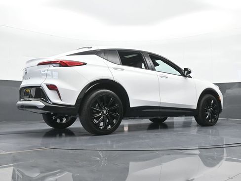 Used 2024 Buick Envista Sport Touring w/ Experience Buick Package image 61