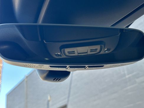 New 2026 Porsche Cayenne Coupe AWD/4WD image 22