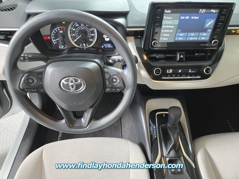 Used 2022 Toyota Corolla LE w/ LE Premium Package FWD image 18