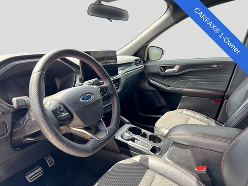 Used 2023 Ford Escape ST-Line Select w/ Tech Pack #1 AWD/4WD image 2