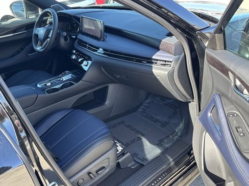 New 2026 INFINITI QX60 Sport w/ Dark Cargo Package image 25