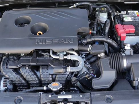 Used 2020 Nissan Altima 2.5 S FWD image 14