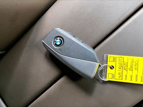 Used 2025 BMW 530i RWD image 14