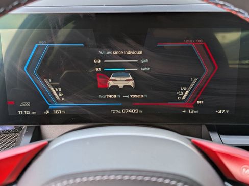 Used 2025 BMW M5 w/ Carbon Package image 17