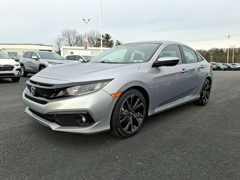 Used 2019 Honda Civic Sport image 3