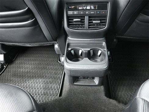Used 2023 MAZDA CX-9 Touring image 22