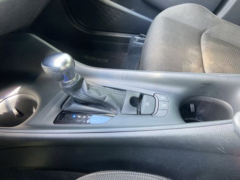 Used 2018 Toyota C-HR XLE image 20