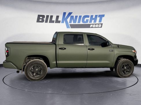 Used 2018 Toyota Tundra SR5 image 6